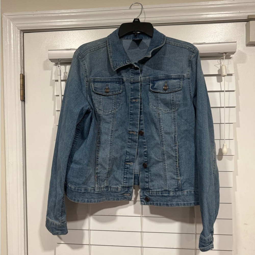 Denim Jacket with Colorful Abstract Design - Picture 2 of 9